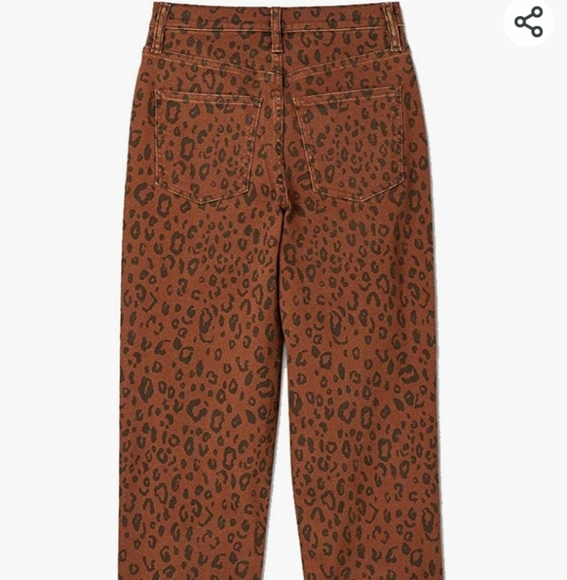 WOMEN'S HIGH RISE JEANS 2 UNIVERSAL THREAD - Picture 3 of 16